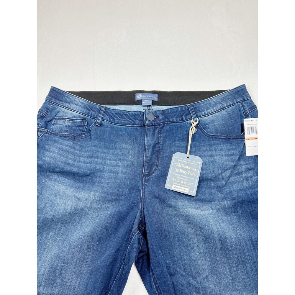 Democracy Kathryn Bootcut Jeans 24W NWT